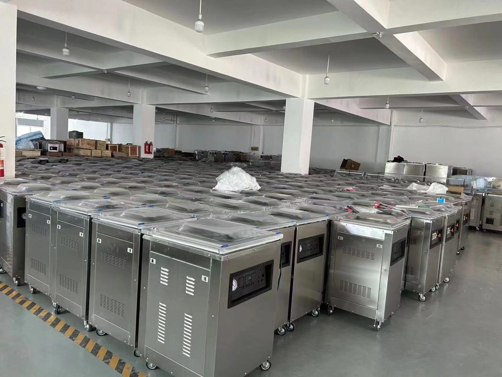 Vacuum packaging machines